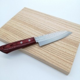 桐箪笥職人が作った越前桐のまな板 と 小ぶりで良く切れる三徳庖丁「漣」のセット